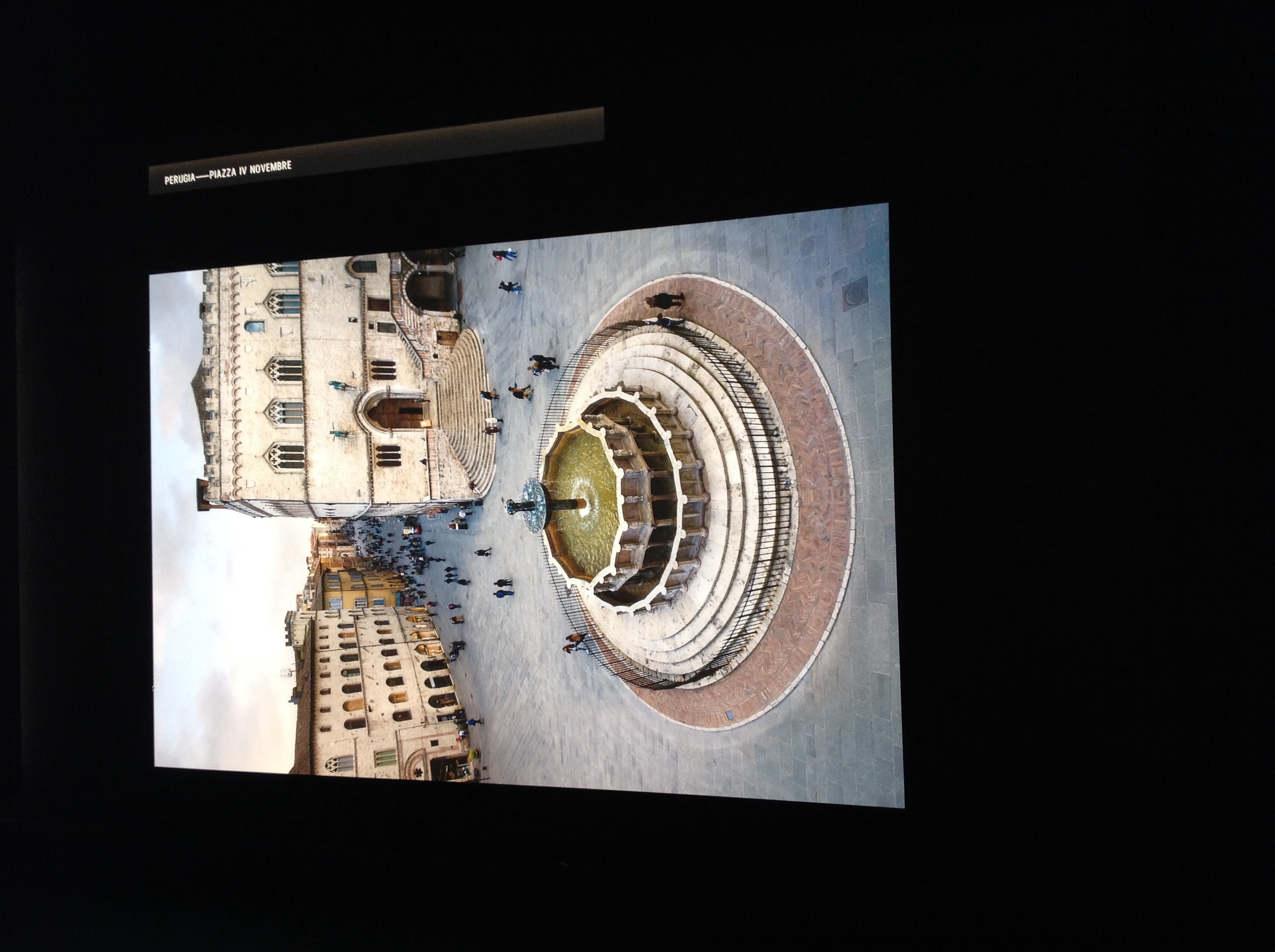 Istallazione mostra Sensational Umbria di Steve McCurry, Ex Ospedale Fatebenefratelli, Perugia