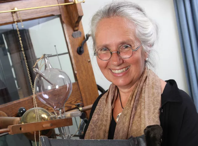 «Così io, atea, ho costretto la Chiesa a riconoscere un miracolo». Intervista a Jacalyn Duffin, scienziata “eretica”