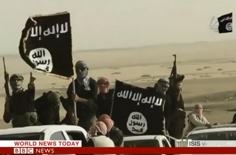 Iraq. Cosa fanno gli jihadisti a un prigioniero che non riescono a scambiare? «Gli tagliano la testa»