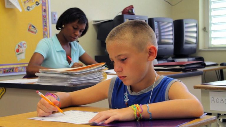 Fate i bravi, bambini, o arriva l’ADHD. Indagine su una malattia ancora sconosciuta che ha già sconvolto la vita a milioni di giovani