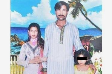 Shehzad Masih e Shama Bibi in una foto tratta da internet