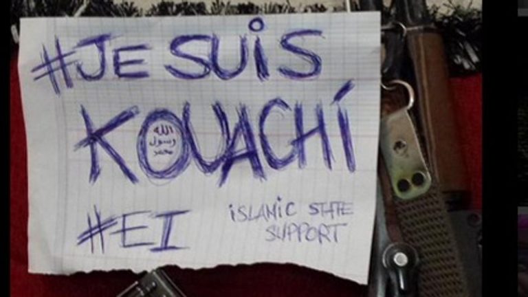Parlare del male e del perdono ai ragazzi delle banlieue di Parigi. Una prof racconta il giorno dopo Charlie Hebdo