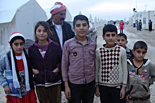 yazidi-profughi-campo-sharia-foto-rodolfo-casadei-4