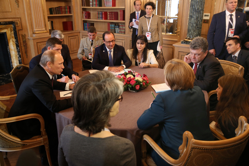 putin-hollande-merkel-ucraina-shutterstock_224224408