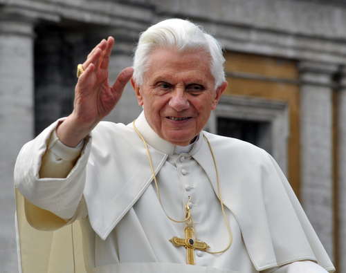 benedetto-xvi-shutterstock_96226079