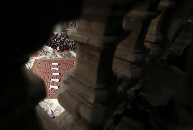 A cosa siamo chiamati noi cristiani e missionari mandati a un mondo in preda alle ideologie