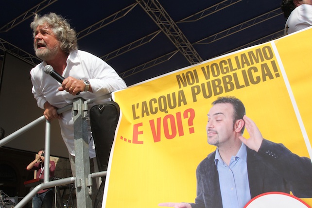 Bologna. Ora lo ammettono anche i grillini: la democrazia 2.0 è una fantozziana boiata pazzesca