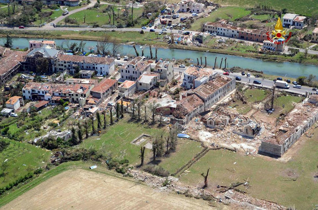 tornado-brenta-dolo-villa-fini-ansa