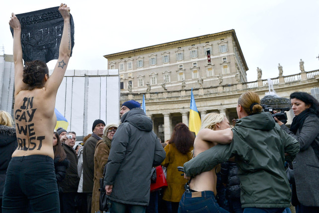 femen-gay-vaticano-ansa