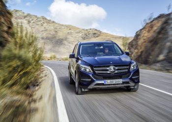 GLE 250 d, W 166, 2015
Exterieur: Cavansitblau Metallic
Exterior: cavansite blue metallic