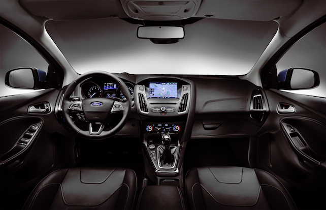 Ford-Focus-SW-2015-interni