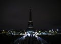 epa05025603 The lights of the Eiffel Tower are switched off as a mourning gesture after the shootings and bombings of the night before in Paris, France, 14 November 2015. At least 120 people have been killed in a series of attacks in Paris on 13 November, according to French officials. Eight assailants were killed, seven when they detonated their explosive belts, and one when he was shot by officers, police said.  EPA/ETIENNE LAURENT
