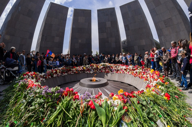 yerevan-memoriale-genocidio-armeno-shutterstock_272679371