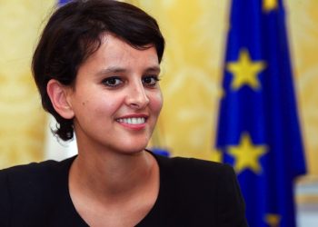 epa03409941 French Minister of Women's Rights Najat Vallaud Belkacem during a news conference with the Belgian Interior Minister Joelle Milquet (not pictured), in Brussels, Belgium, 25 September 2012. This is French Minister Najat Vallaud Belkacem's first official visit to Belgium.  EPA/JULIEN WARNAND