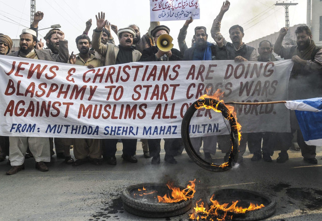 musulmani-protesta-charlie-hebdo-ansa