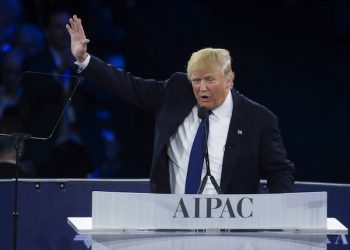 epa05224812 2016 Republican presidential candidate Donald Trump delivers remarks at the American Israel Political Action Committee (AIPAC) Policy Conference in Washington, DC, USA, 21 March 2016. AIPAC is an American pro-Israel lobby group.  EPA/SHAWN THEW