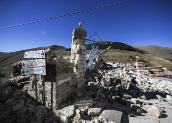 Buildings collapsed in Castelluccio di Norcia after the last quake of 6,5 Richter magnitude scale last sunday in Central Italy, 1 November 2016. ANSA/MASSIMO PERCOSSI