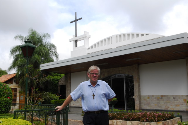 padre-aldo-trento-paraguay-parrocchia-san-rafael-asuncion-chiesa