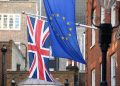 epa05746976 The EU and Union Jack flags fly side by side outside the Europa House in Westminster in London, Britain, 24 January 2017. The British government earlier the same day lost its right to trigger Article 50 o the Lisbon treaty without a parliamentary vote, after the Supreme Court announced an 8-3 verdict against the government.  EPA/FACUNDO ARRIZABALAGA