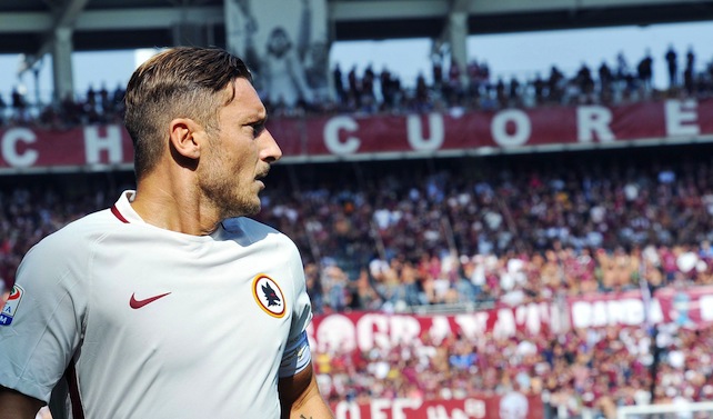 Appendere il campione al chiodo