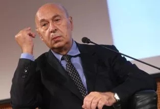 L’autoritratto snob di Paolo Mieli