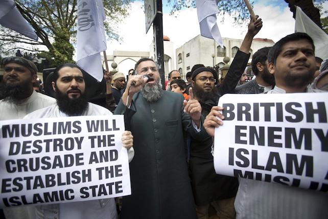 Pro-Muslim Rally against British Crusade