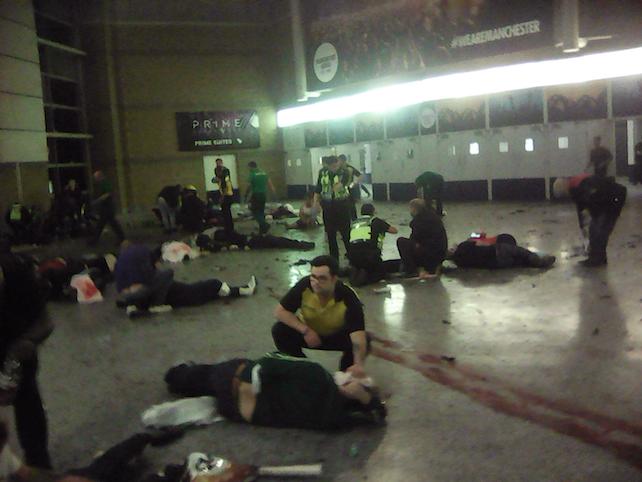 Che cosa hanno da insegnarci gli “eroi” barboni di Manchester
