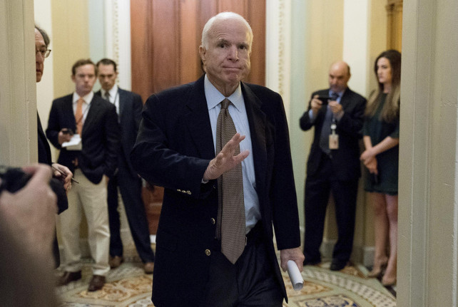 In America c’è ancora un eroe. Si chiama John McCain