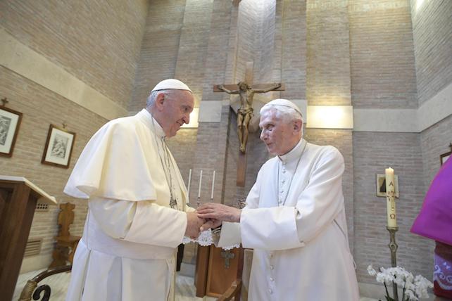 Benedetto XVI Francesco ansa