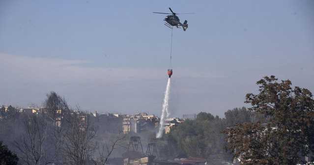 roma-incendi-ansa-k