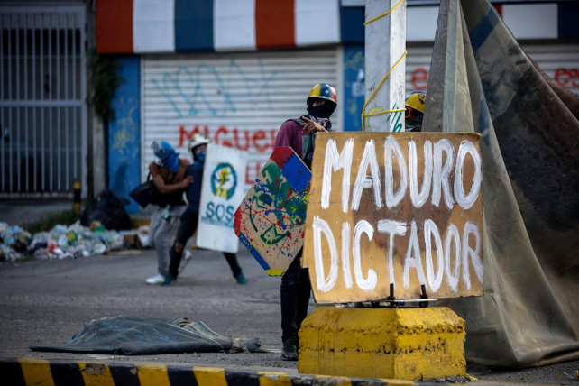 venezuela-portesta-maduro-ansa