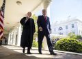 epa05901662 U.S. President Donald J. Trump (L) and Supreme Court Justice Anthony M. Kennedy (R) depart after Kennedy administered the judicial oath to Gorsuch in the Rose Garden of the White House in Washington, DC, USA, 10 April 2017. The Senate confirmed Judge Gorsuch on 07 April after a 14-month battle to replace the seat vacated by the death of Judge Antonin Scalia.  EPA/JIM LO SCALZO