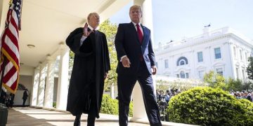 epa05901662 U.S. President Donald J. Trump (L) and Supreme Court Justice Anthony M. Kennedy (R) depart after Kennedy administered the judicial oath to Gorsuch in the Rose Garden of the White House in Washington, DC, USA, 10 April 2017. The Senate confirmed Judge Gorsuch on 07 April after a 14-month battle to replace the seat vacated by the death of Judge Antonin Scalia.  EPA/JIM LO SCALZO