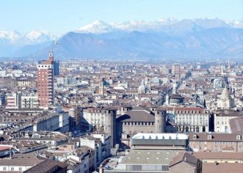 Vedute di Torino dalla Mole Antonelliana, Torino, 4 febbraio 2016. ANSA/ALESSANDRO DI MARCO