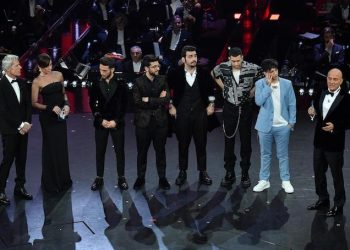 (L-R) Italian singer and Sanremo Festival artistic director Claudio Baglioni, Italian actress Virginia Raffaele, Italian operatic pop tenors Il Volo, Italian singer Mahmood, Italian singer Ultimo and Italian actor Claudio Bisio on stage at the Ariston theatre during the 69th Sanremo Italian Song Festival, Sanremo, Italy, 09 February 2019. The Festival runs from 05 to 09 February. ANSA/ETTORE FERRARI