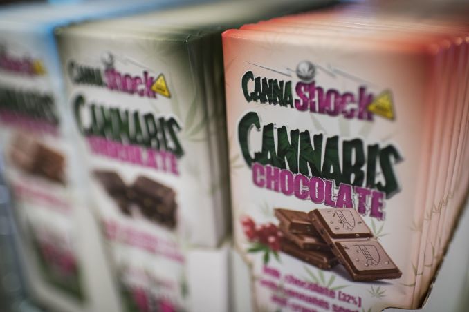 Dolcetti alla marijuana: «Sembrano innocui ma sono più pericolosi delle canne»