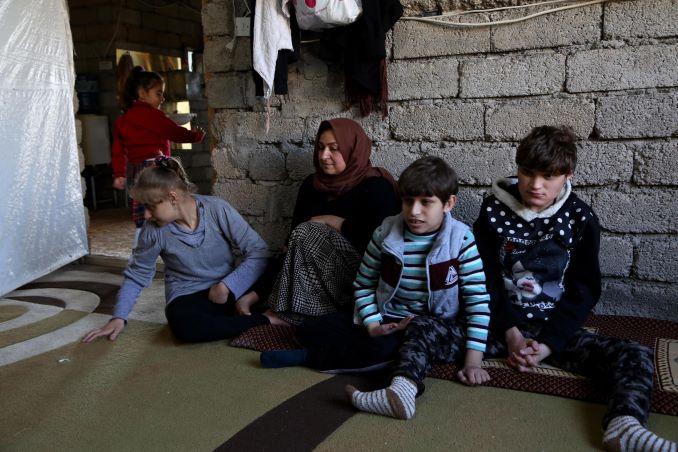 I bambini yazidi respinti dalla loro stessa comunità