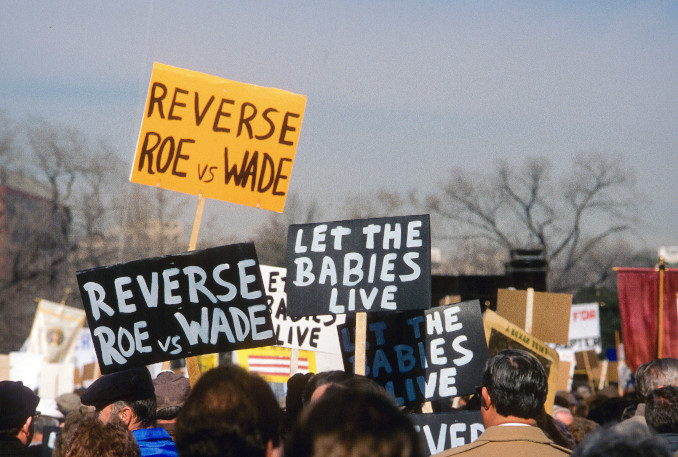 Cartelli contro l'aborto alla Marcia per la vita a Washington