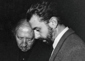 Enzo Piccinini con don Luigi Giussani