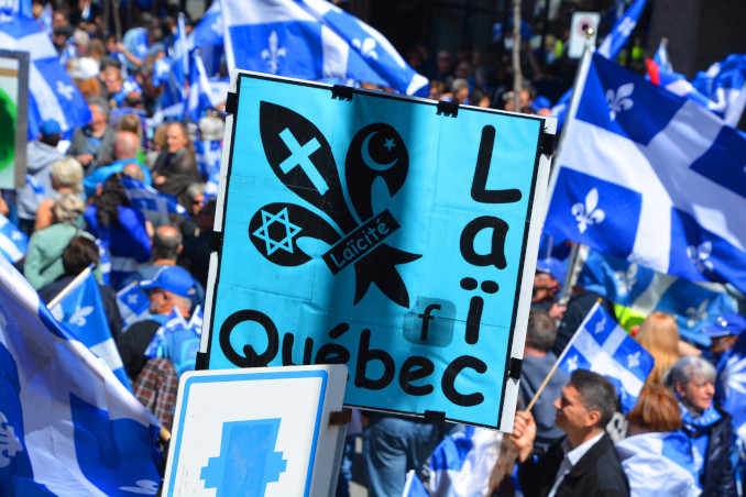 Manifestazione in Quebec a favore della legge sulla laicità