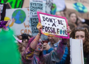 Protesta contro il riscaldamento globale e i combustibili fossili