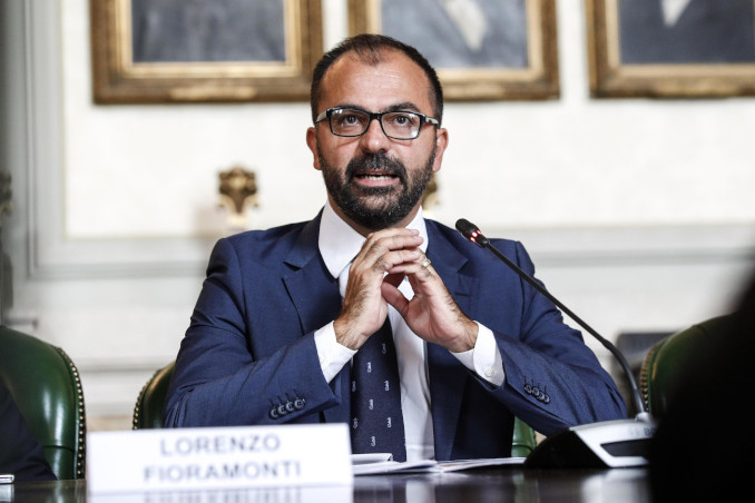 Il ministro dell'Istruzione Lorenzo Fioramonti