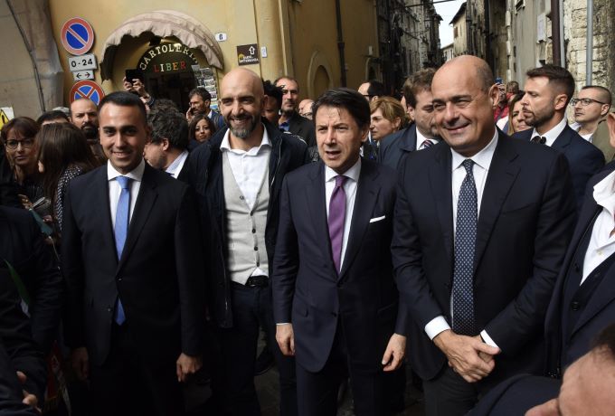 È triste e paradossale vedere il Pd ridotto a utile idiota dei manettari