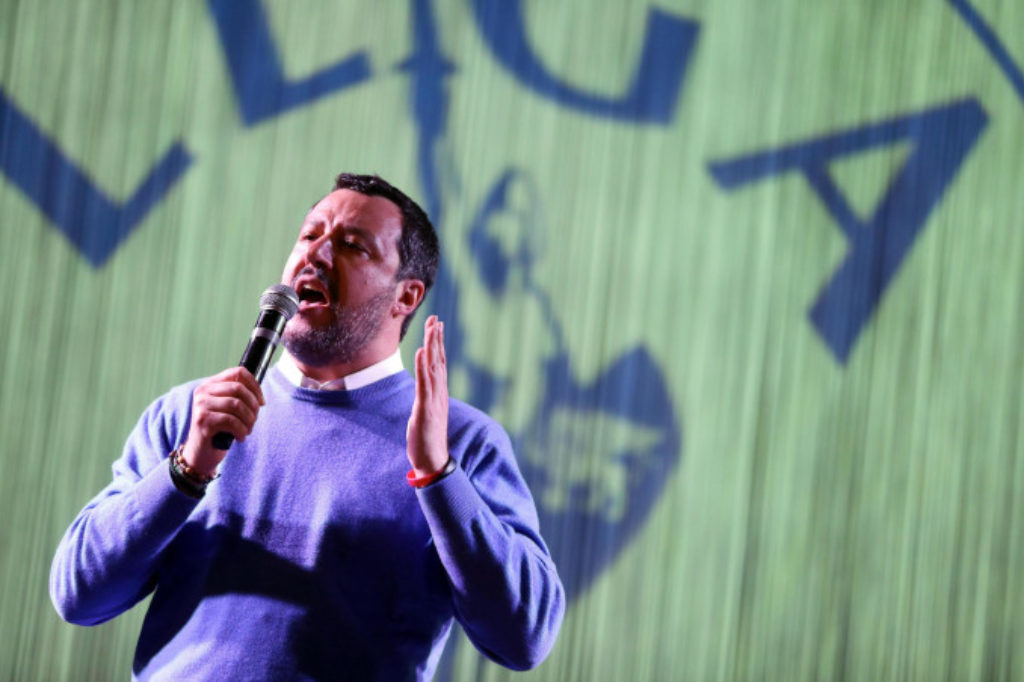 Comizio di Matteo Salvini sul palco della Lega