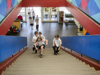 Ingresso degli alunni a scuola