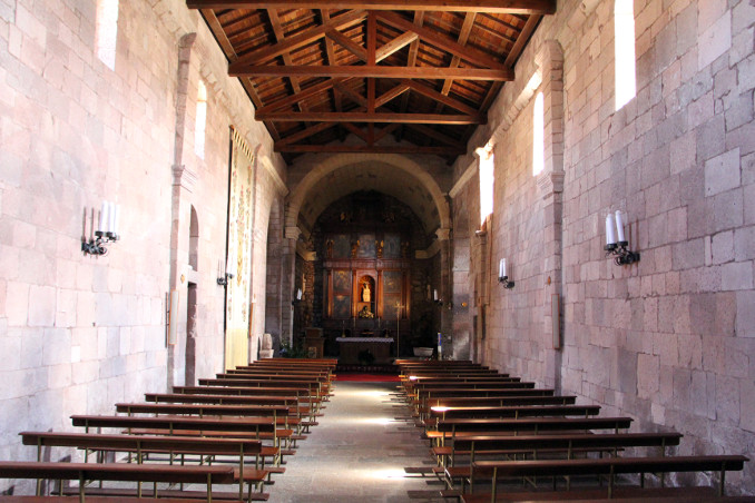 Interno della basilica di Tergu