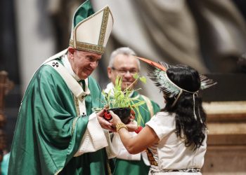 Papa Francesco durante la Messa conclusiva del Sinodo per l'Amazzonia