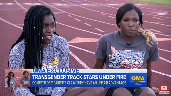 Terry Miller e Andraya Yearwood, velocisti che si identificano come donne e come tali hanno vinto i più importanti campionati scolastici e statali di atletica