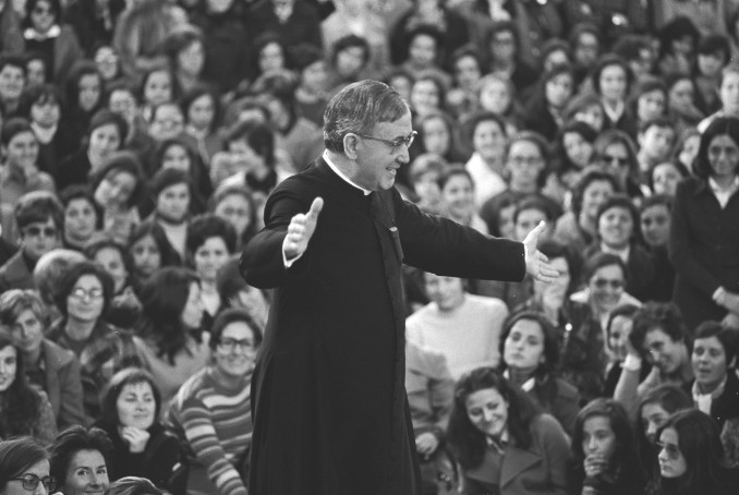 Non si può pensare di vivere il cristianesimo come zitelle acide