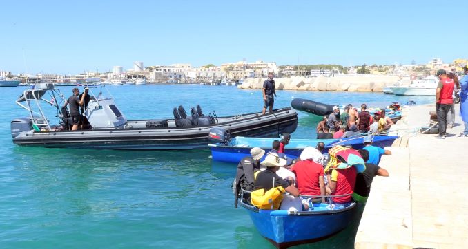 Sugli sbarchi a Lampedusa aveva ragione la destra, ma la sinistra non può dirlo